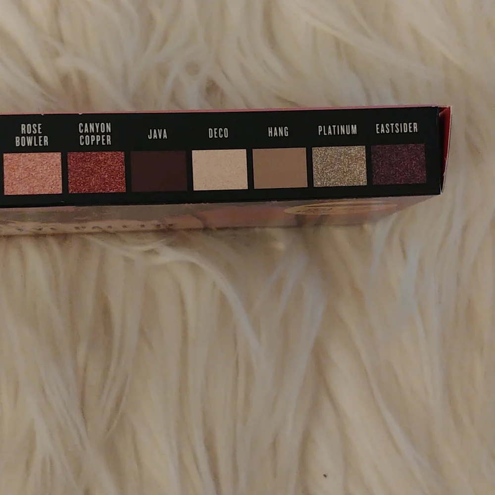 💝FIRM! NWT SMASHBOX L.A. COVER SHOT EYESHADOW PALETTE (DISCONTINUED)
